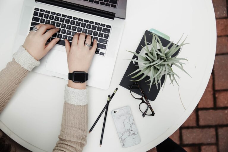 Een goede website en social media zijn een must voor je bedrijf